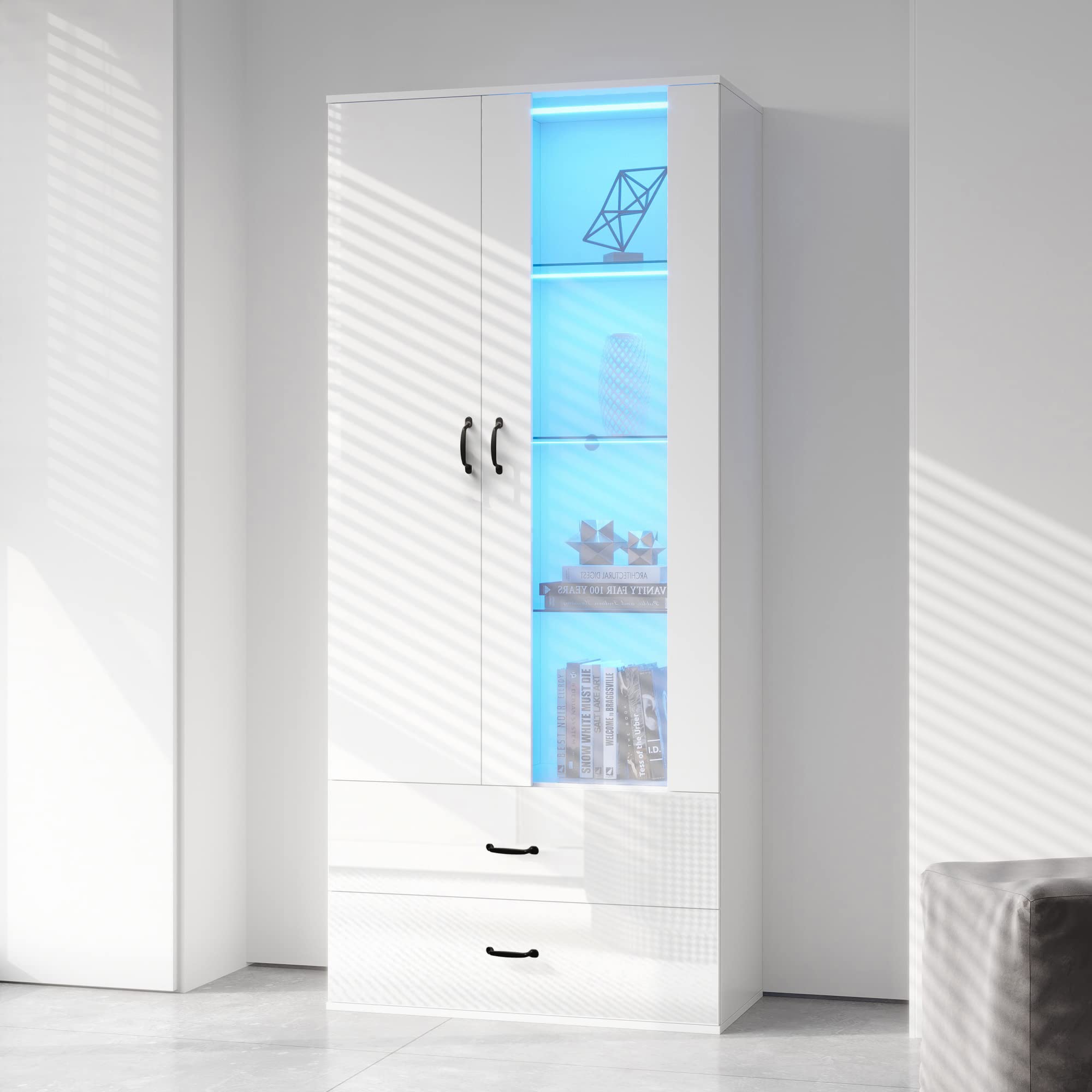 Vitrina alta con iluminación